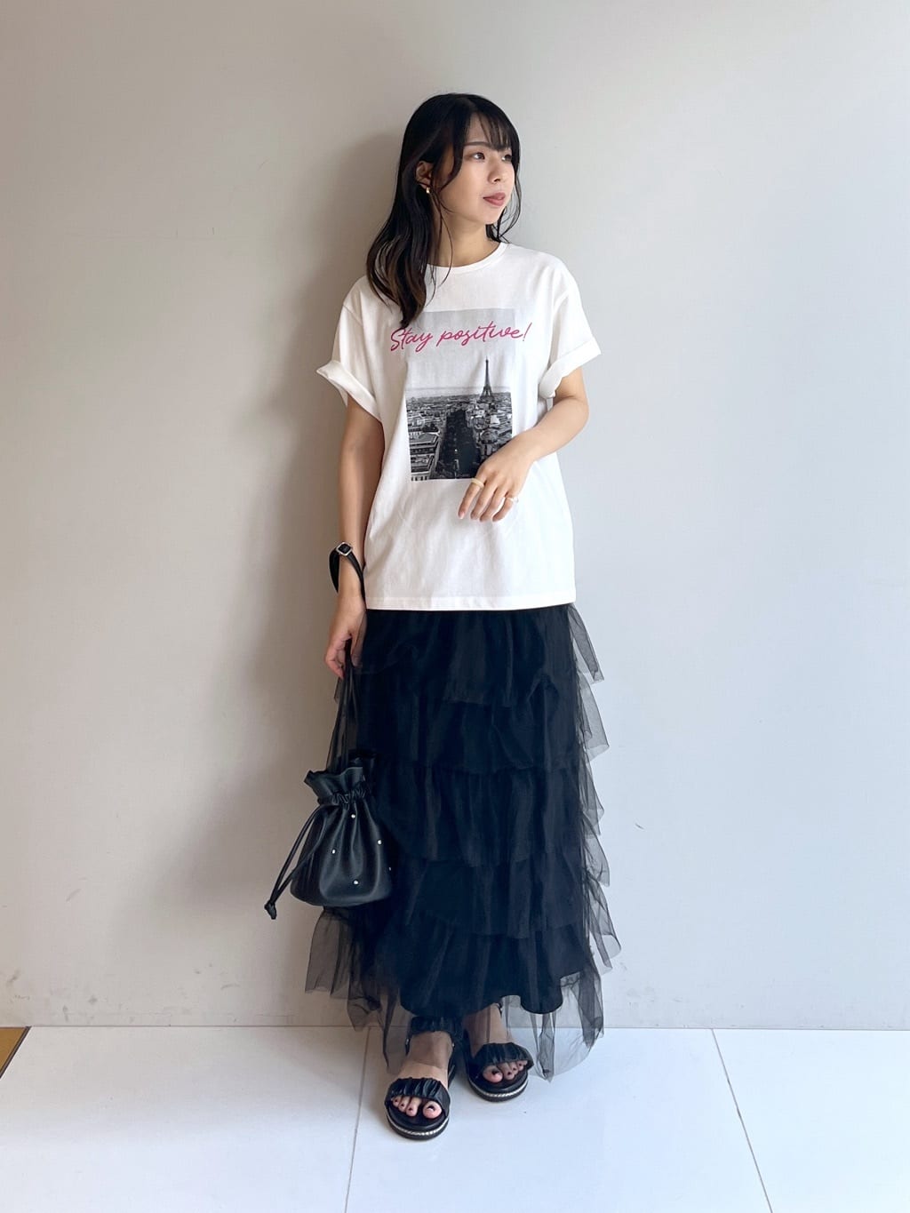 cotaniさんの「SHOO･LA･RUE｜【2点セット/S-LL】コーデの主役になる チュールティアードスカート」を使ったコーディネート
