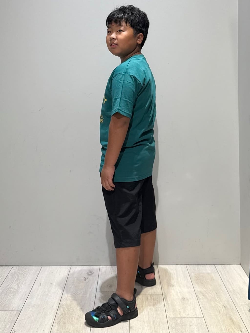 kuboさんの「THE SHOP TK｜【110－160/6色展開】コットン半袖Tシャツ/洗濯機OK」を使ったコーディネート