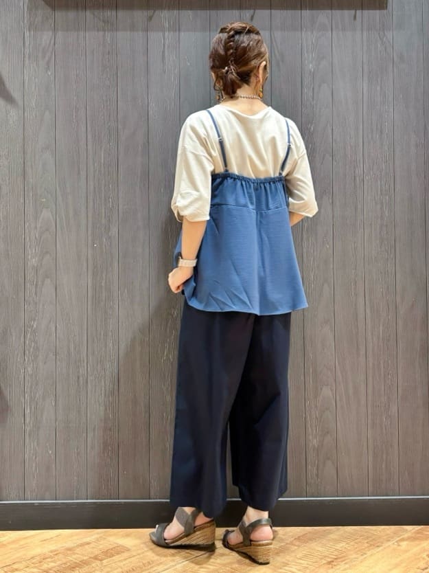 meiさんの「SHOO･LA･RUE｜【ひんやり/洗える/S-LL】袖ねじりシルケットトップス」を使ったコーディネート