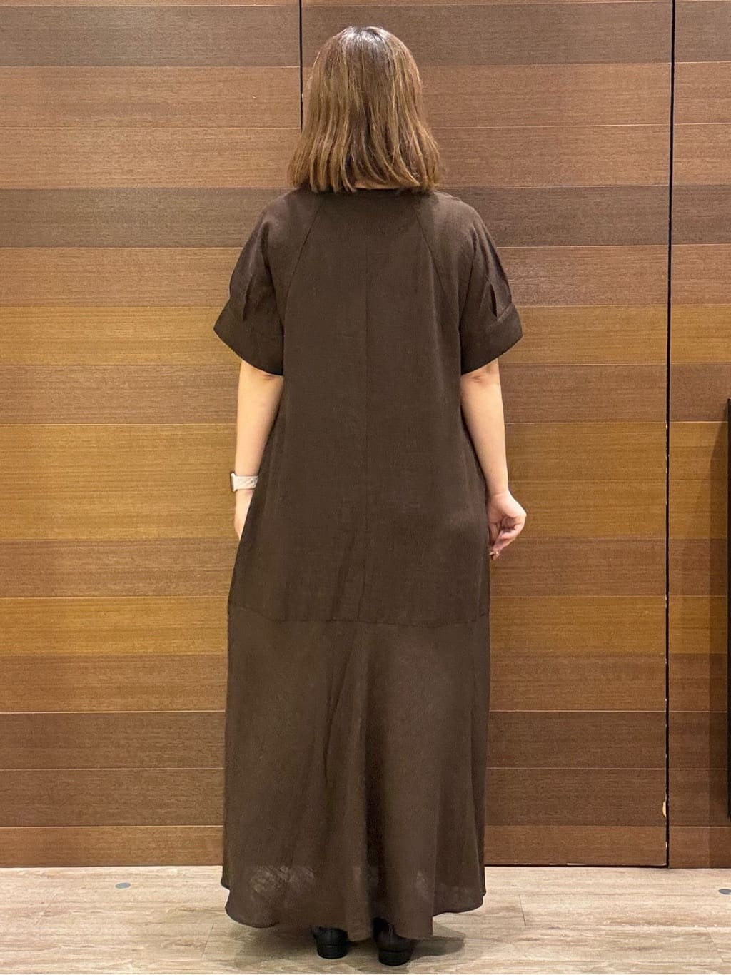 yumeさんの「OPAQUE.CLIP｜レーヨン麻キーネックワンピース【洗える】」を使ったコーディネート