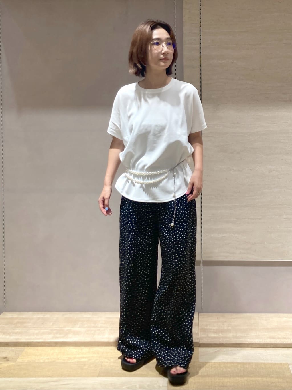 たけねぇさんの「OPAQUE.CLIP｜【マルチWAY】ネックレスにもなるパール調チェーンベルト」を使ったコーディネート