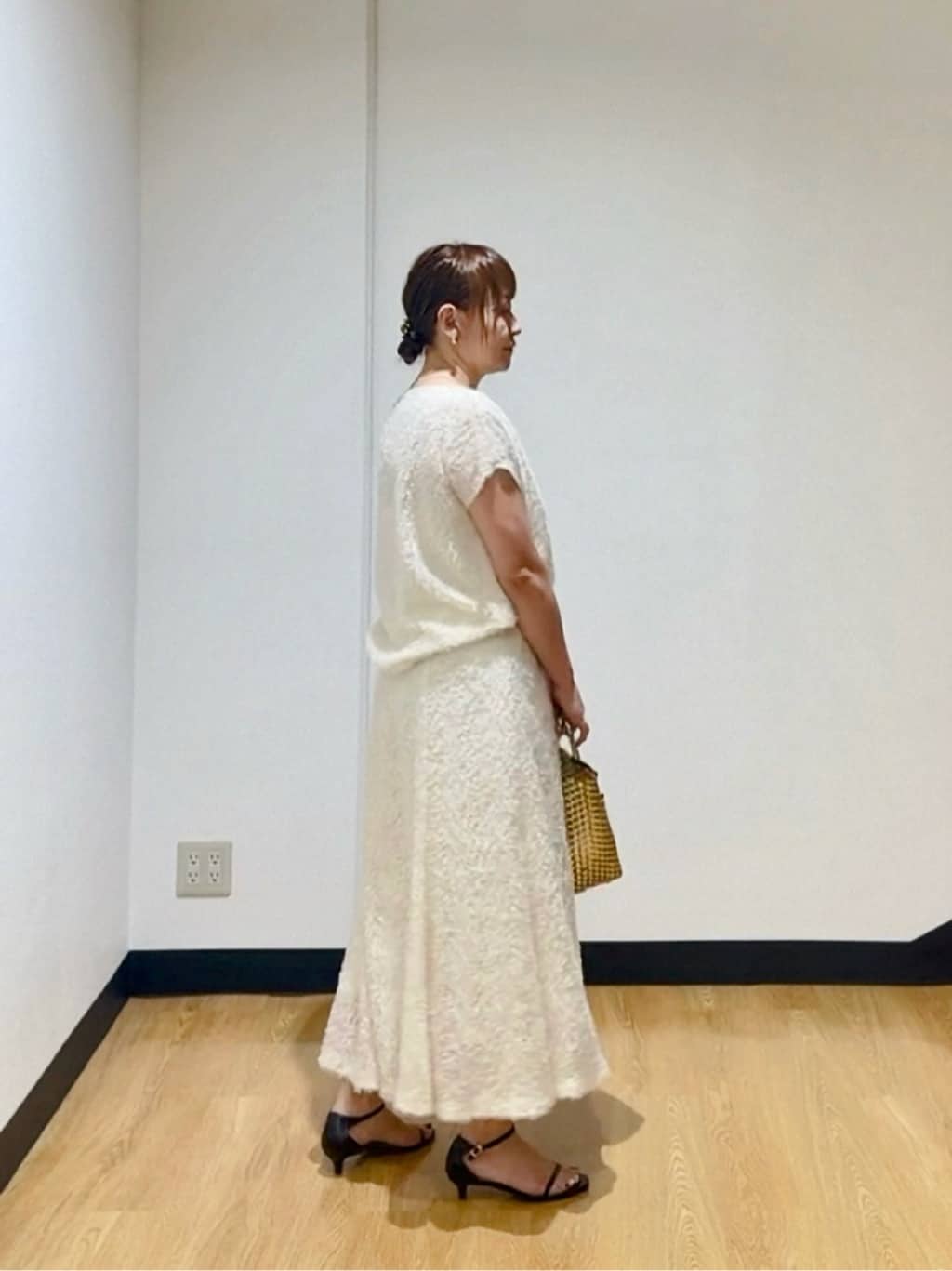 ʏᴜᴋɪᴋᴏさんの「UNTITLED｜【セットアップ可/洗える】フェザーフレンチスリーブブラウス」を使ったコーディネート