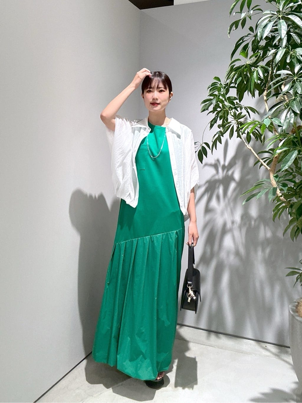 Renoさんの「INDIVI｜バルーンフォルムブラウス」を使ったコーディネート