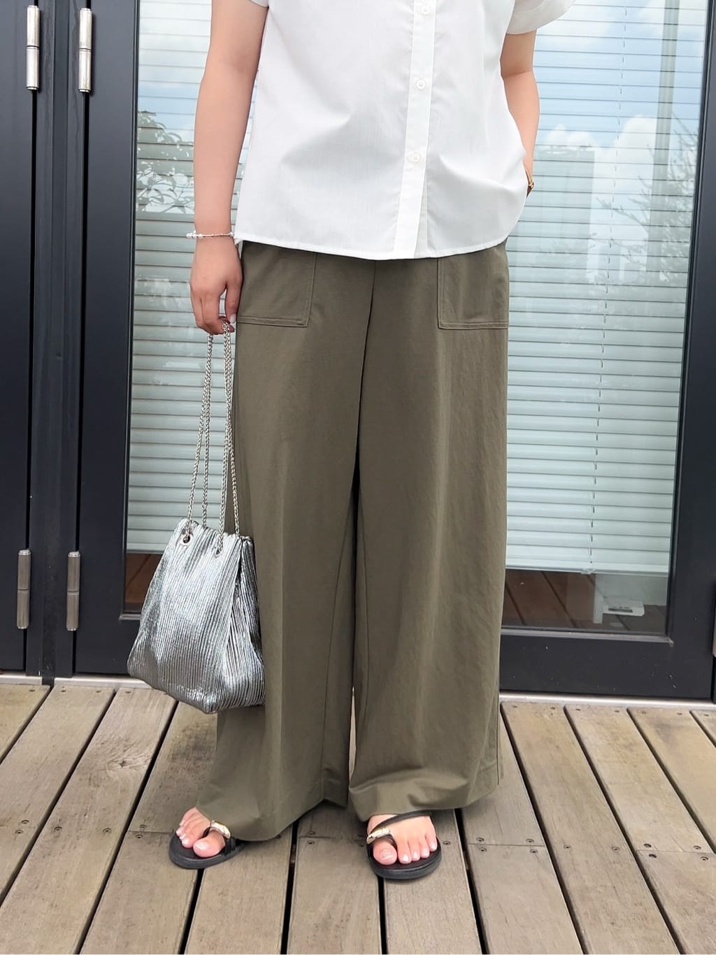 ちびゆきさんの「grove｜涼やかさと上品さを兼ね備えた　レースシャツブラウス」を使ったコーディネート