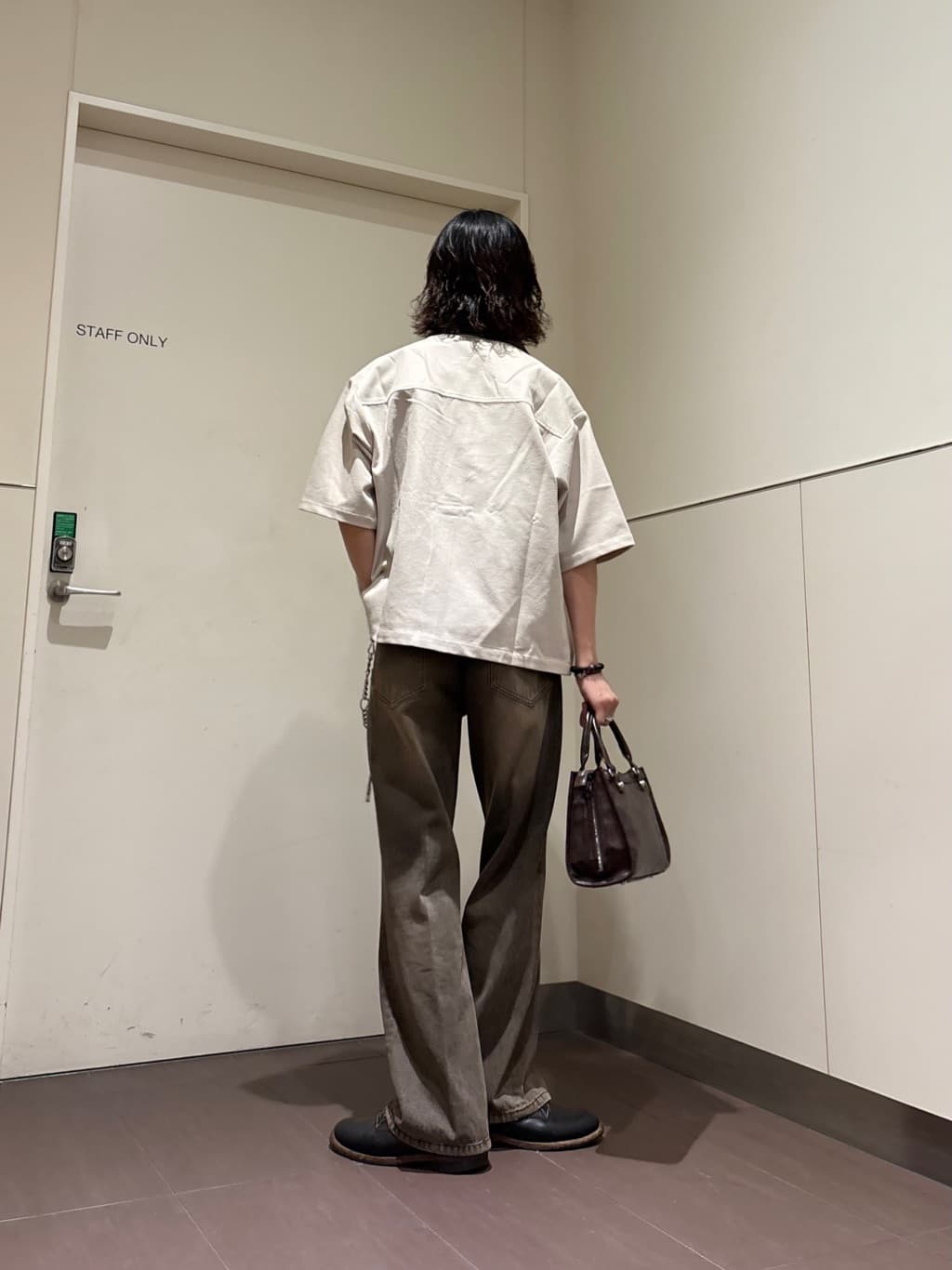 ナノシーさんの「tk.TAKEO KIKUCHI｜衿配色ワーカーシャツアウター」を使ったコーディネート