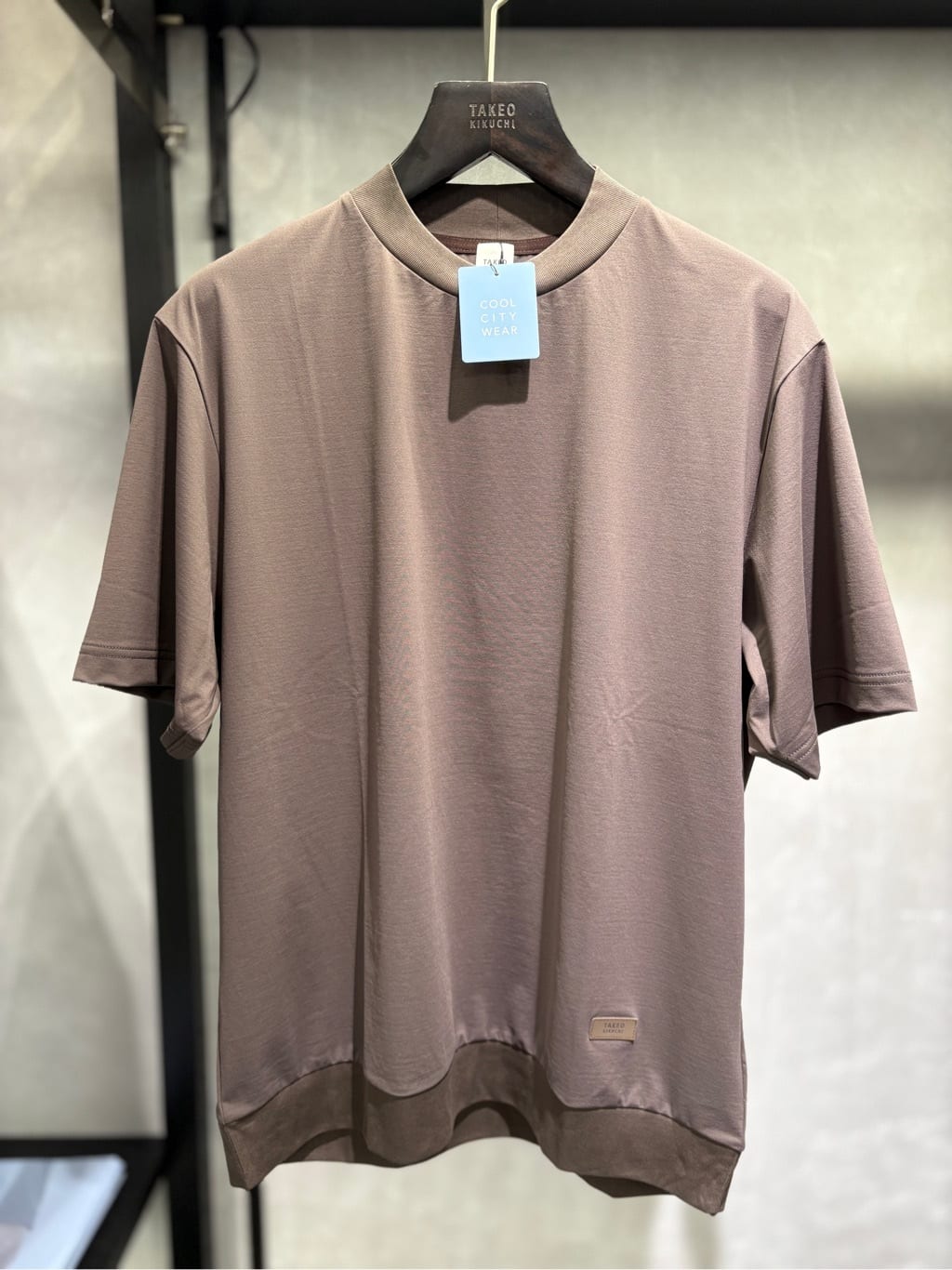 s___sさんの「TAKEO KIKUCHI｜【COOL CITY WEAR】テーラードTシャツ /接触冷感」を使ったコーディネート