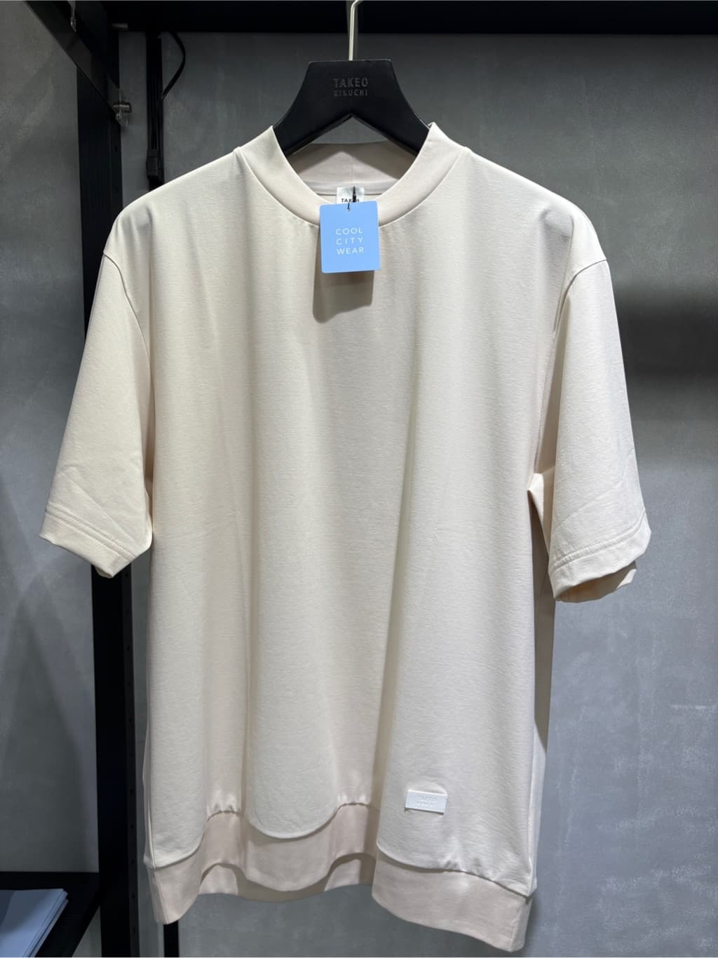 s___sさんの「TAKEO KIKUCHI｜【COOL CITY WEAR】テーラードTシャツ /接触冷感」を使ったコーディネート