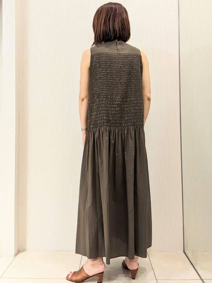 u-macoさんの「UNTITLED｜メタリックメッシュトート」を使ったコーディネート