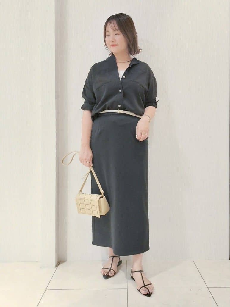 naokoさんの「UNTITLED｜【秋も着られる/セットアップ可】リラククールシャツ」を使ったコーディネート