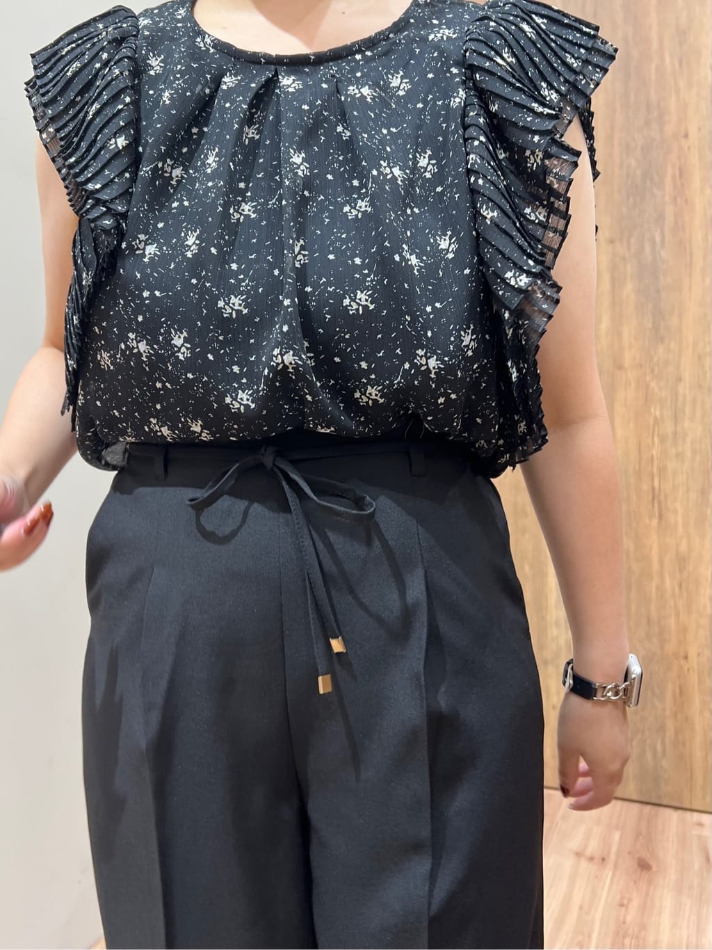 Reinaさんの「grove｜【人間工学】つつまれフィットバレエシューズ （抗菌防臭加工裏地使用）」を使ったコーディネート