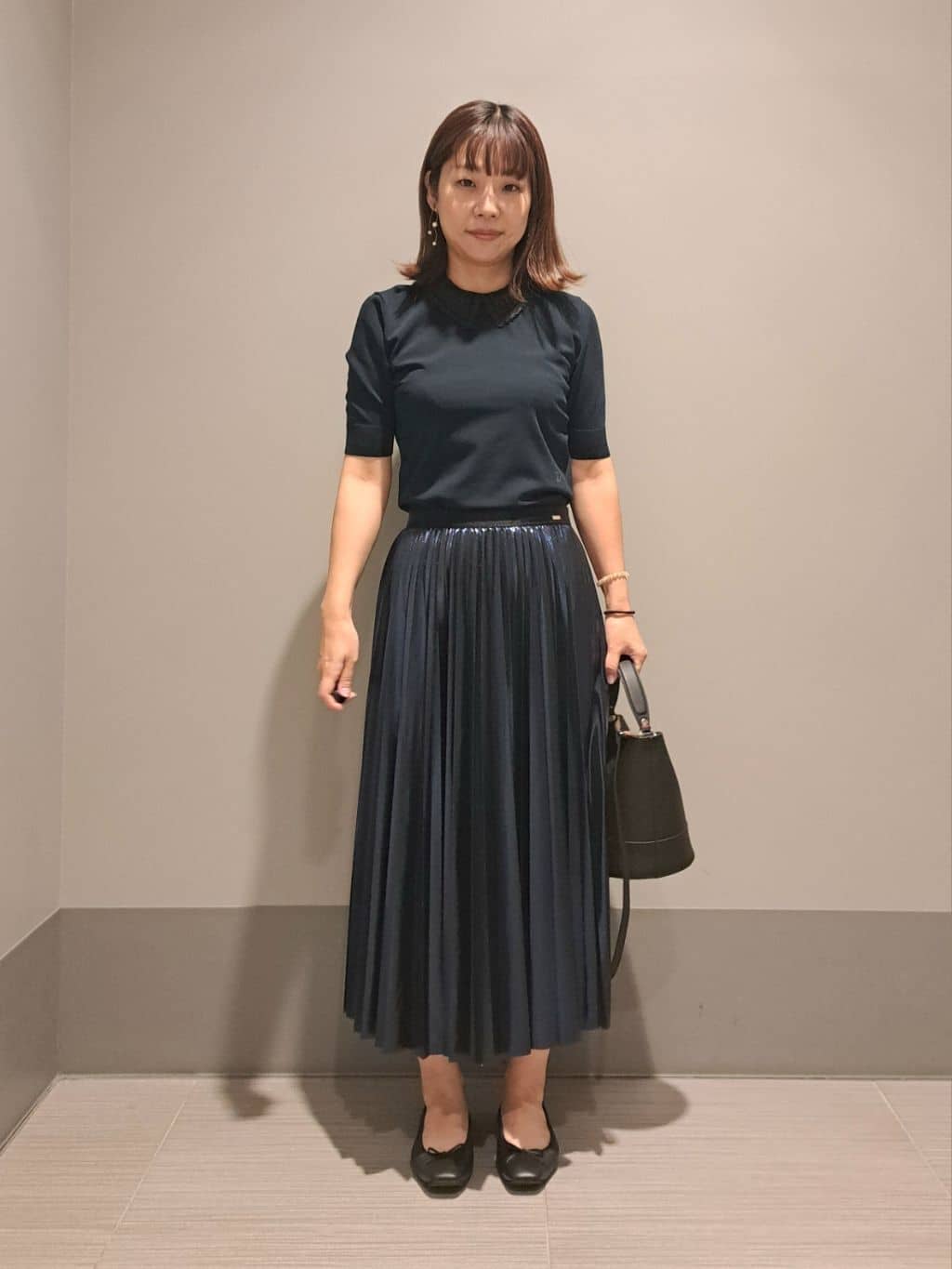 Takahashiさんの「DRESSTERIOR｜◆【洗える/ストレッチ性/オンオフ】箔プリントプリーツスカート」を使ったコーディネート
