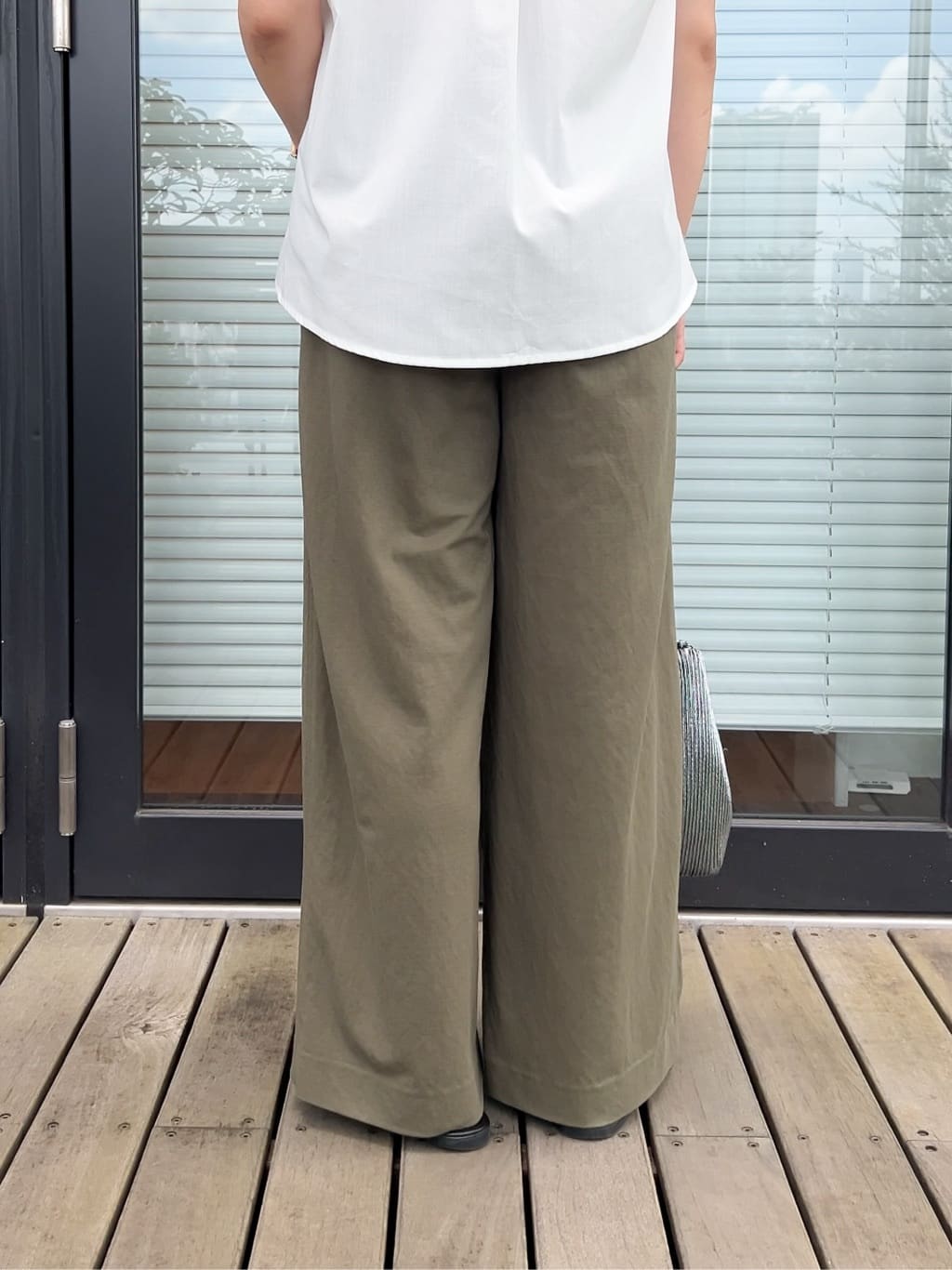 ちびゆきさんの「grove｜涼やかさと上品さを兼ね備えた　レースシャツブラウス」を使ったコーディネート