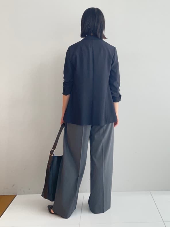 murayamaさんの「INDIVI｜【ウール調素材】ベルトデザインワイドパンツ」を使ったコーディネート