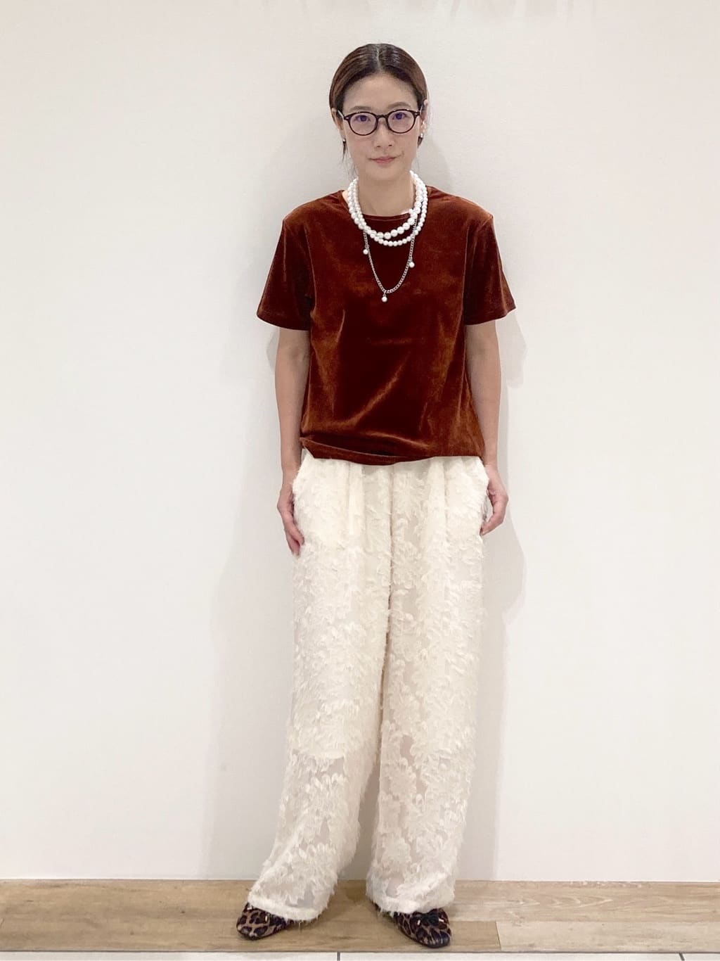 たけねぇさんの「OPAQUE.CLIP｜フロッキーチュールTシャツ【洗濯機洗い可】」を使ったコーディネート