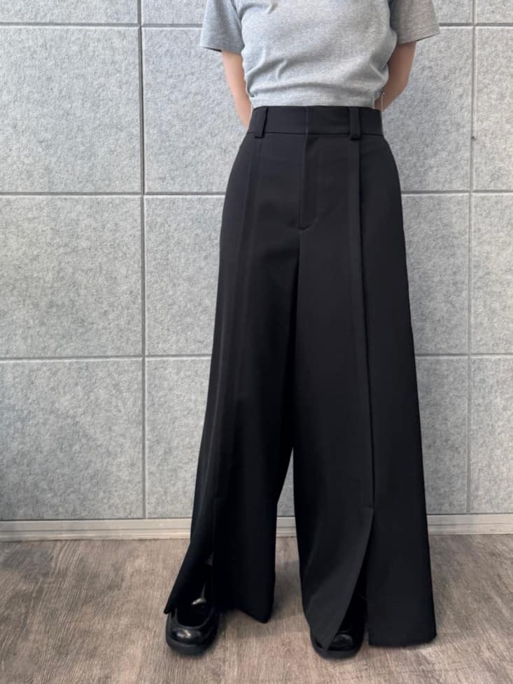 designer yukaさんの「CODE A｜drawstring crop tee」を使ったコーディネート