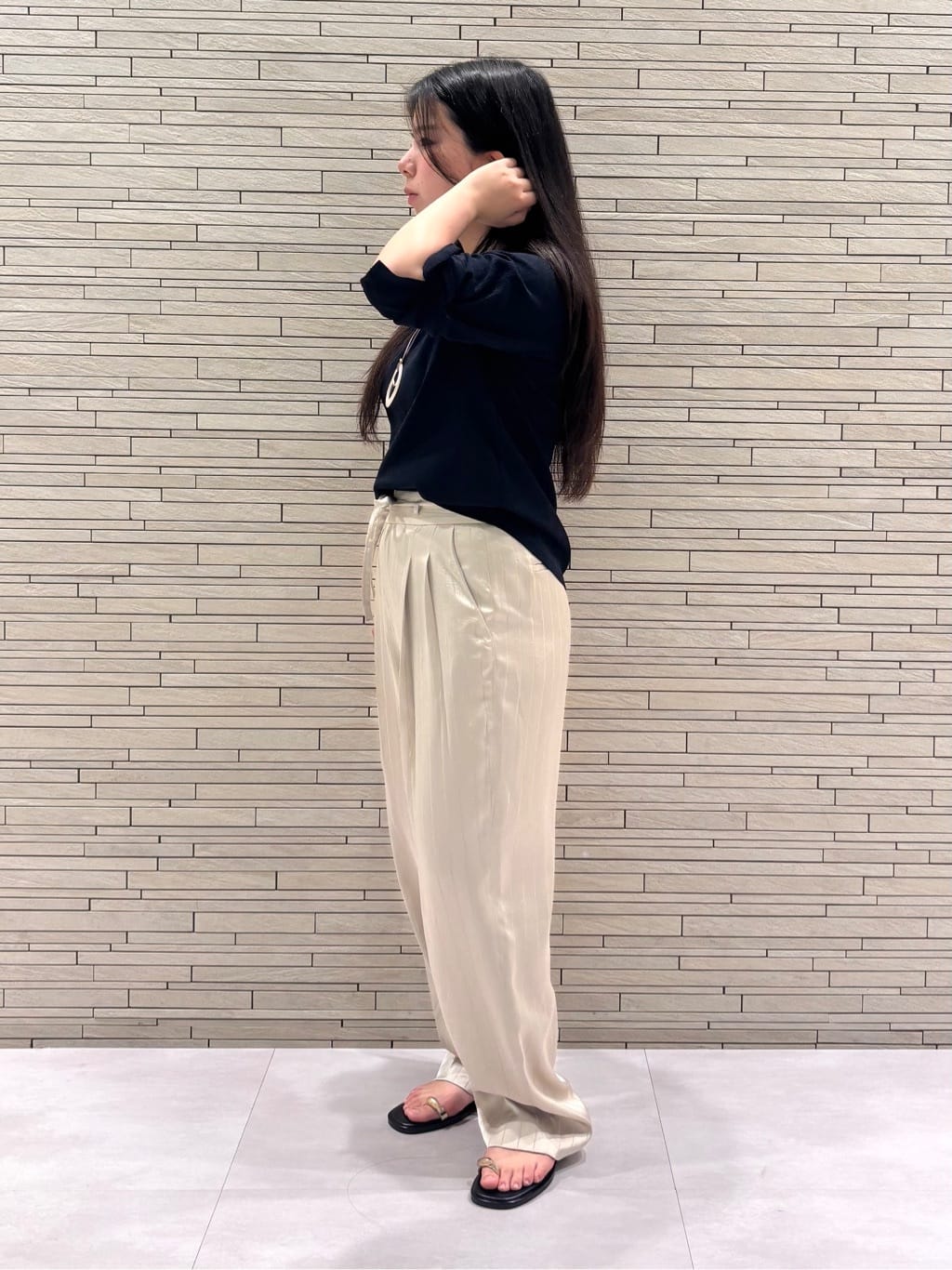 MEGUMIさんの「INDIVI｜」を使ったコーディネート