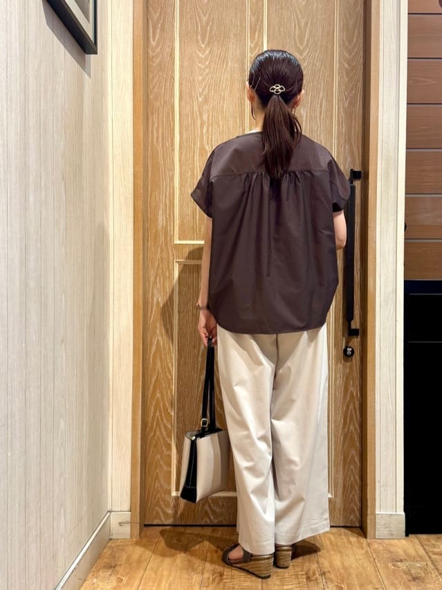 KAORIさんの「SHOO･LA･RUE｜【S-LL】インせず着られる 異素材使い デザイントップス」を使ったコーディネート