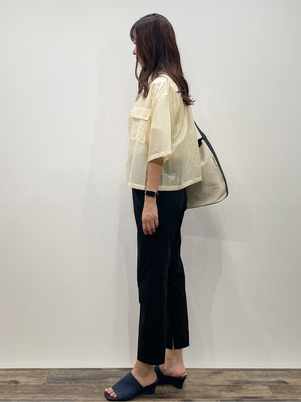 Aikoさんの「OPAQUE.CLIP｜風景イラストプリントTシャツ」を使ったコーディネート