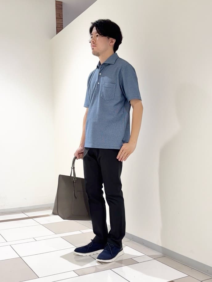 及川さんの「TAKEO KIKUCHI｜【抗菌防臭／9色5サイズ展開】ハニカムメランジ ポロシャツ」を使ったコーディネート