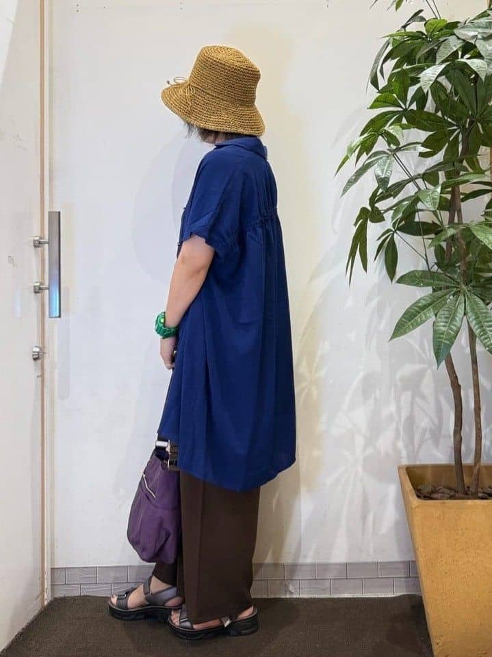 misakiさんの「SHOO･LA･RUE｜【S-LL/体型カバー】さらりとしたタッチが心地よい バックギャザーブラウス」を使ったコーディネート