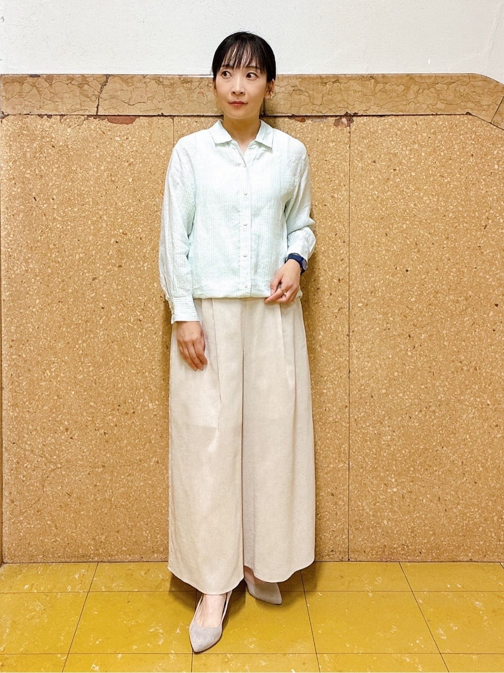 hattoriさんの「INDIVI｜【洗える／清涼感◎】ワイドフレアパンツ／スカーチョ」を使ったコーディネート