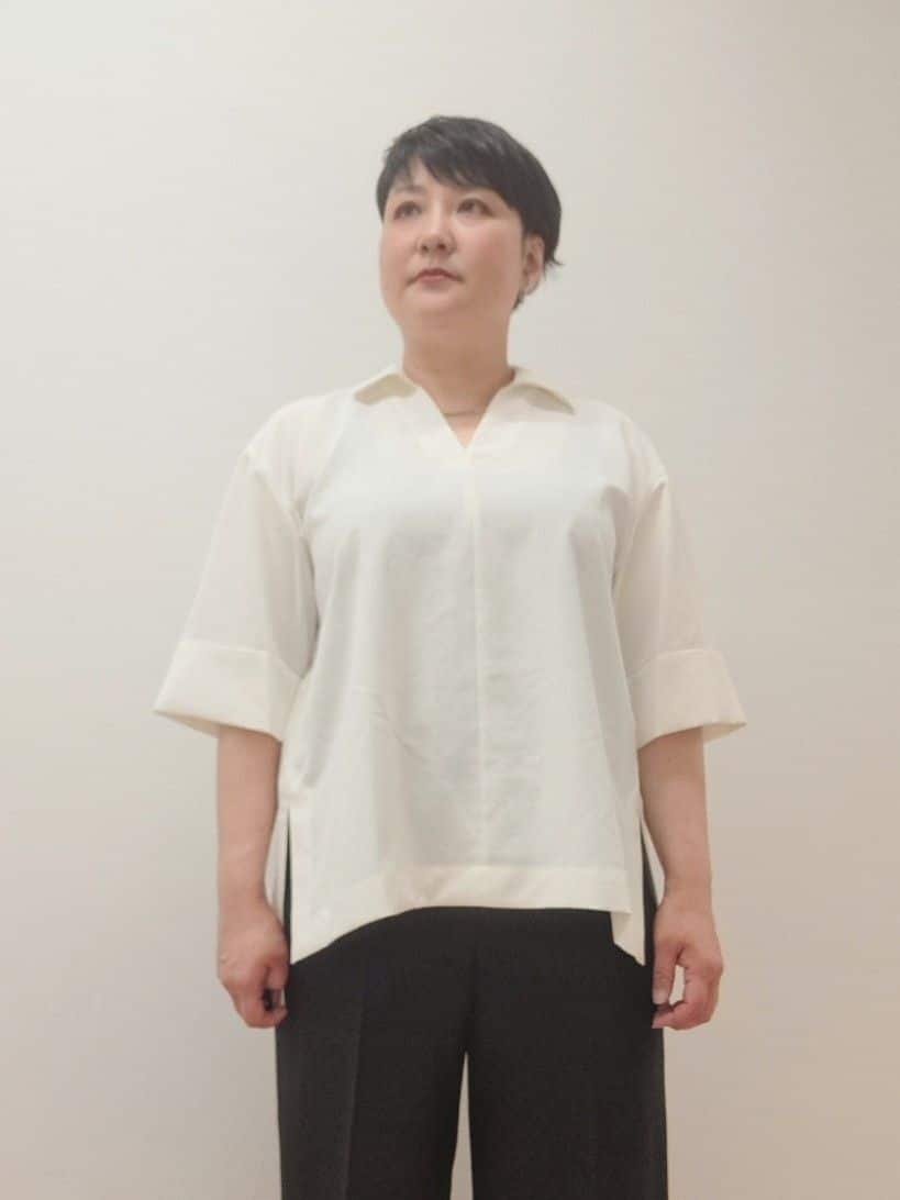 ますこさんの「UNTITLED｜【UVカット/接触冷感/吸水速乾/ゆったり】V開きネックシャツ」を使ったコーディネート