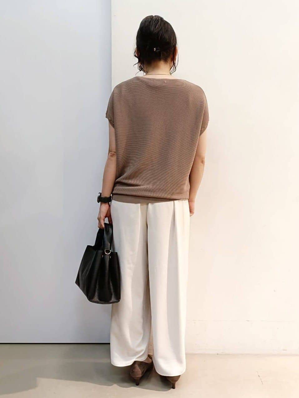 あんさんの「THE SHOP TK｜【6色展開】さらさらフレンチニット【毛玉になりにくい/洗濯機OK】」を使ったコーディネート