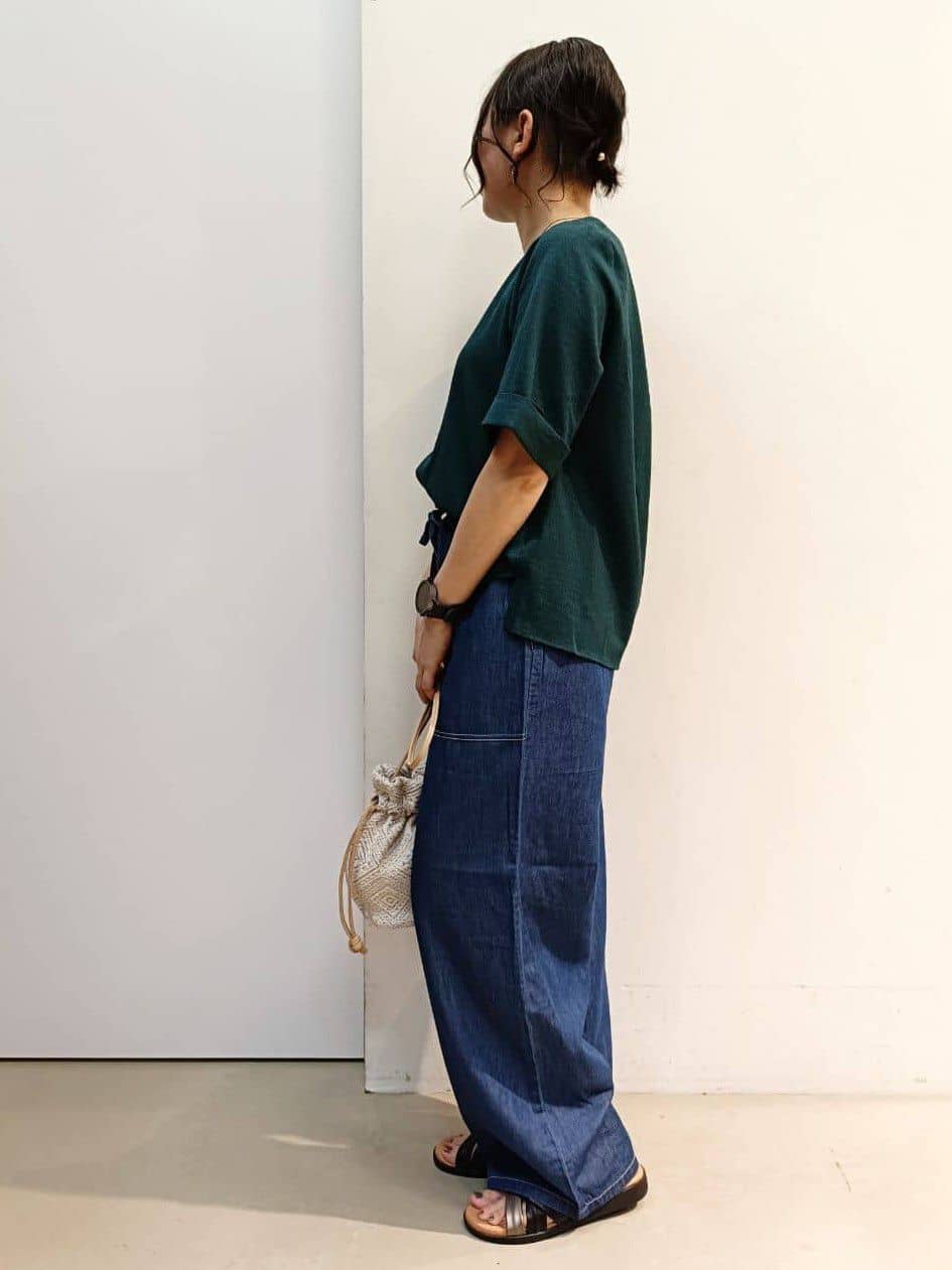 あんさんの「THE SHOP TK｜麻調メッシュブラウス【二の腕カバー/洗える】」を使ったコーディネート