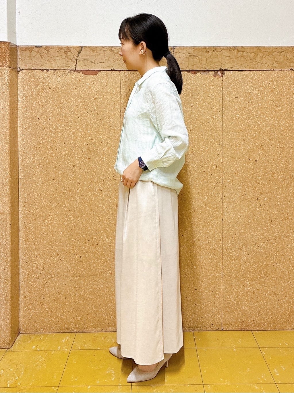hattoriさんの「INDIVI｜【洗える／清涼感◎】ワイドフレアパンツ／スカーチョ」を使ったコーディネート