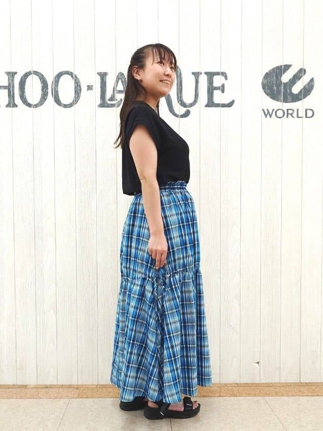 とろろさんの「SHOO･LA･RUE｜【S-LL】シルエットが変えられる チェック柄リボンフレアスカート」を使ったコーディネート