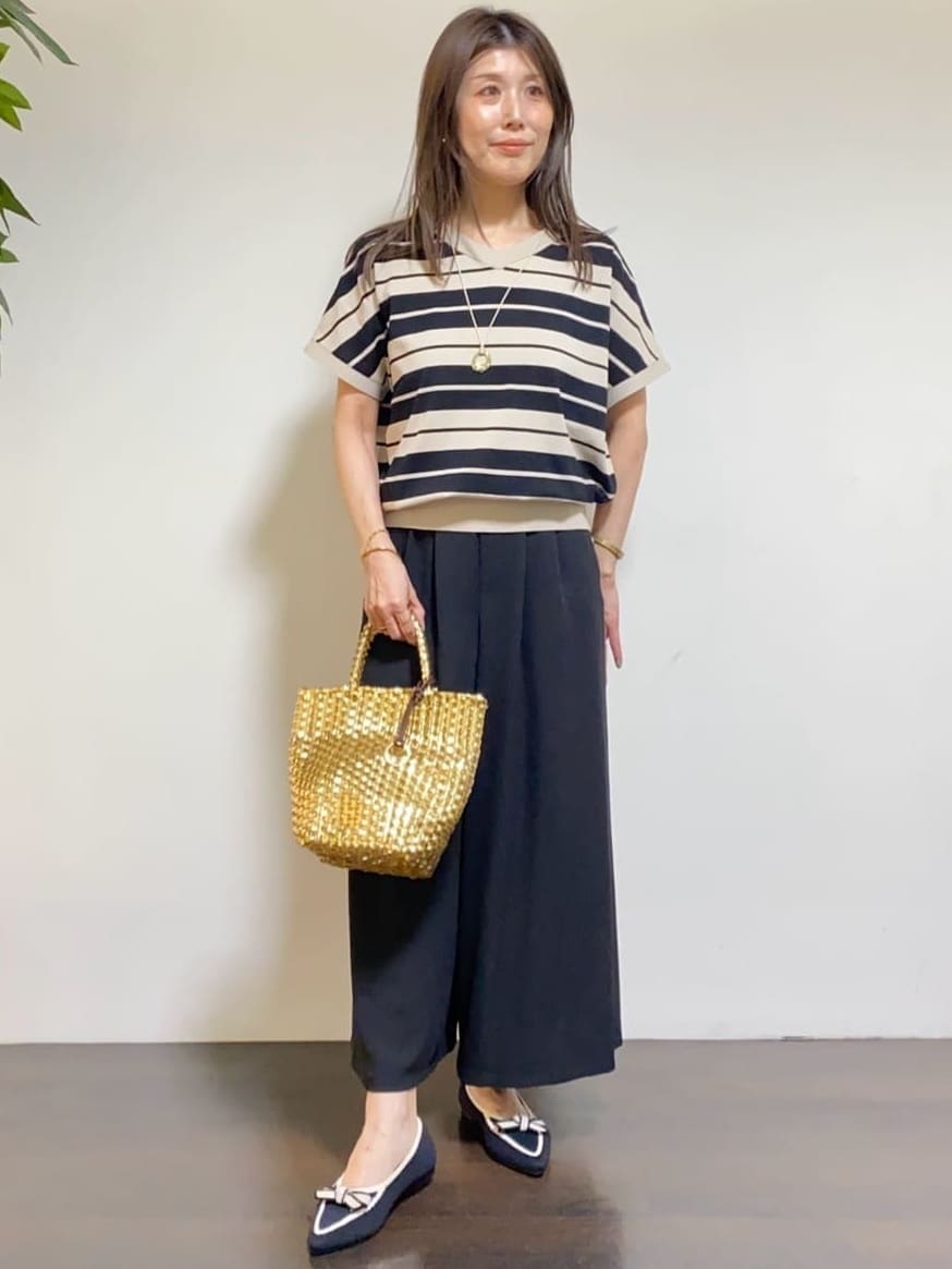 tomoさんの「UNTITLED｜メタリックメッシュトート」を使ったコーディネート