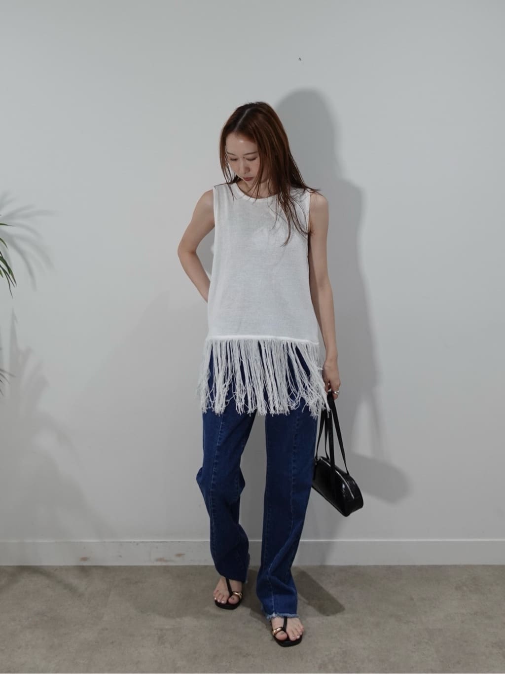 mitsukiさんの「INDIVI｜センターピンタックデニム」を使ったコーディネート