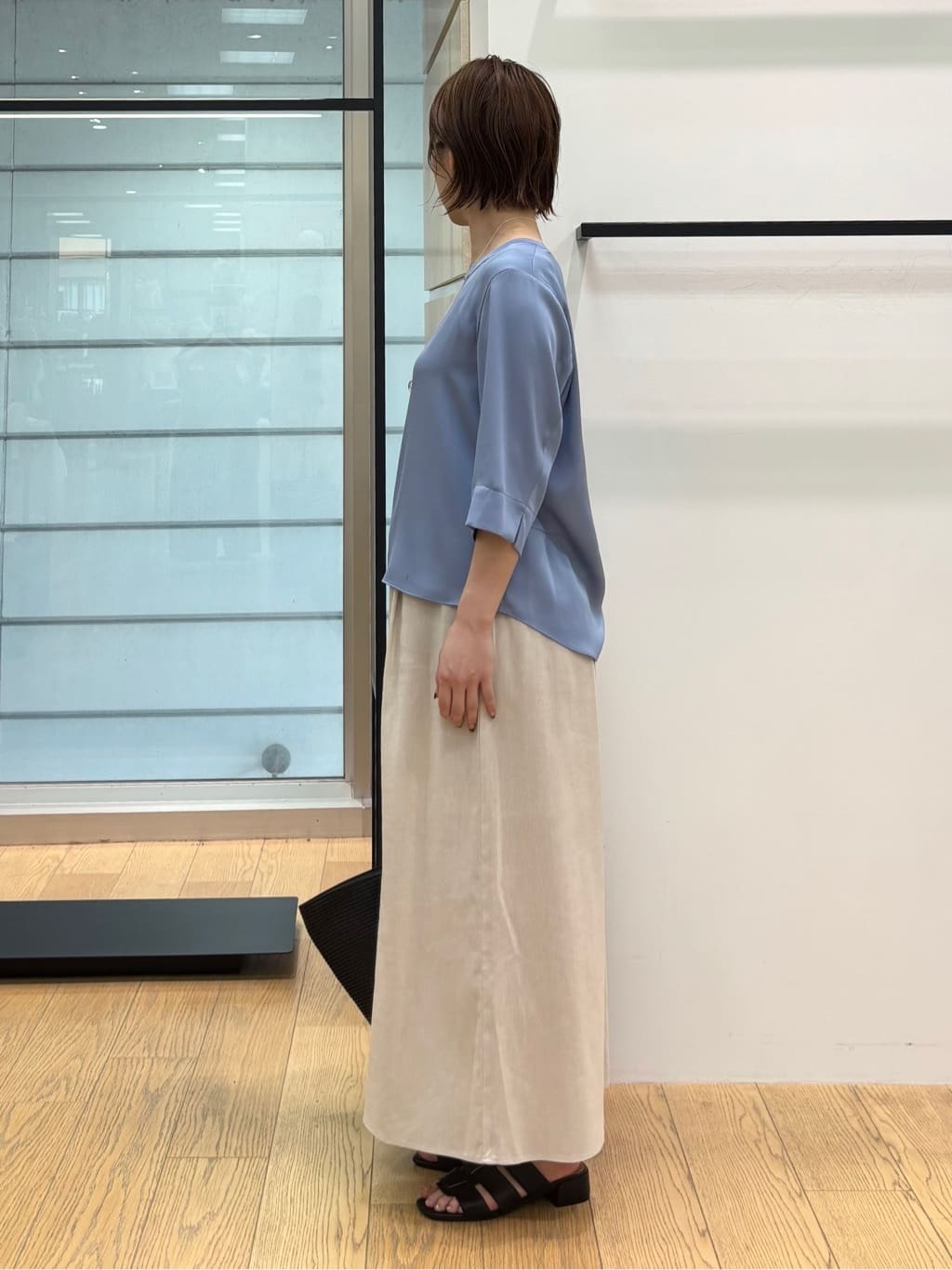 asamiさんの「INDIVI｜【洗える／清涼感◎】ワイドフレアパンツ／スカーチョ」を使ったコーディネート