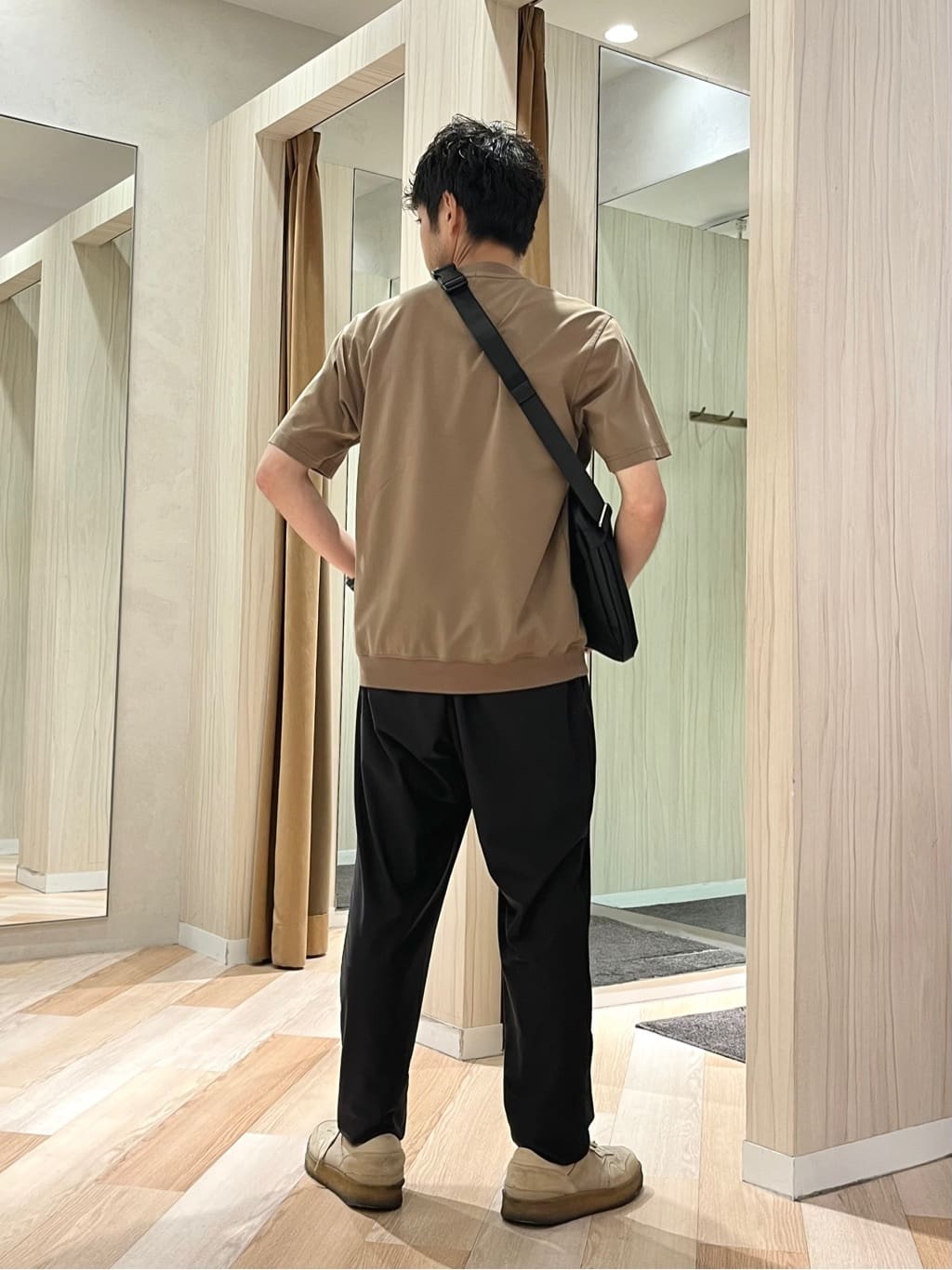 URAさんの「TAKEO KIKUCHI｜【抗菌防臭／5サイズ展開】ハイゲージポンチ Tシャツ」を使ったコーディネート