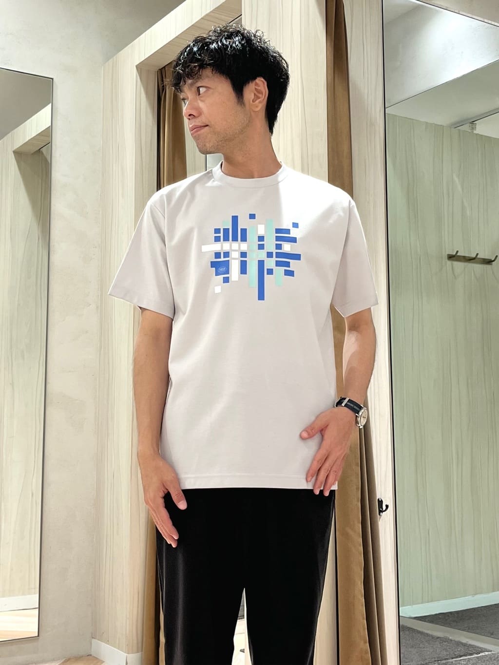 URAさんの「TAKEO KIKUCHI｜【COOL CITY WEAR】エアートール パンツ /接触冷感・通気性」を使ったコーディネート