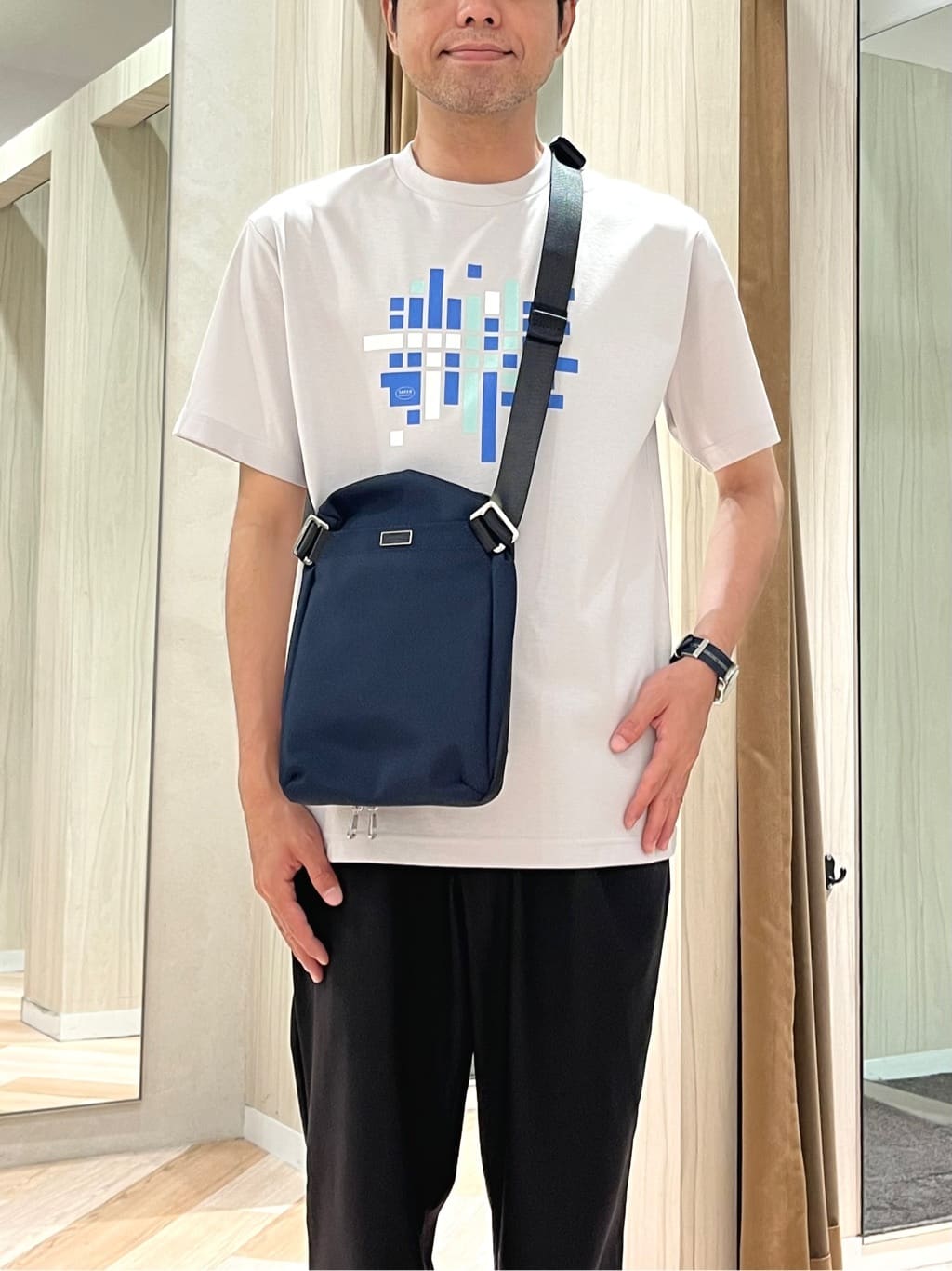 URAさんの「TAKEO KIKUCHI｜【COOL CITY WEAR】エアートール パンツ /接触冷感・通気性」を使ったコーディネート