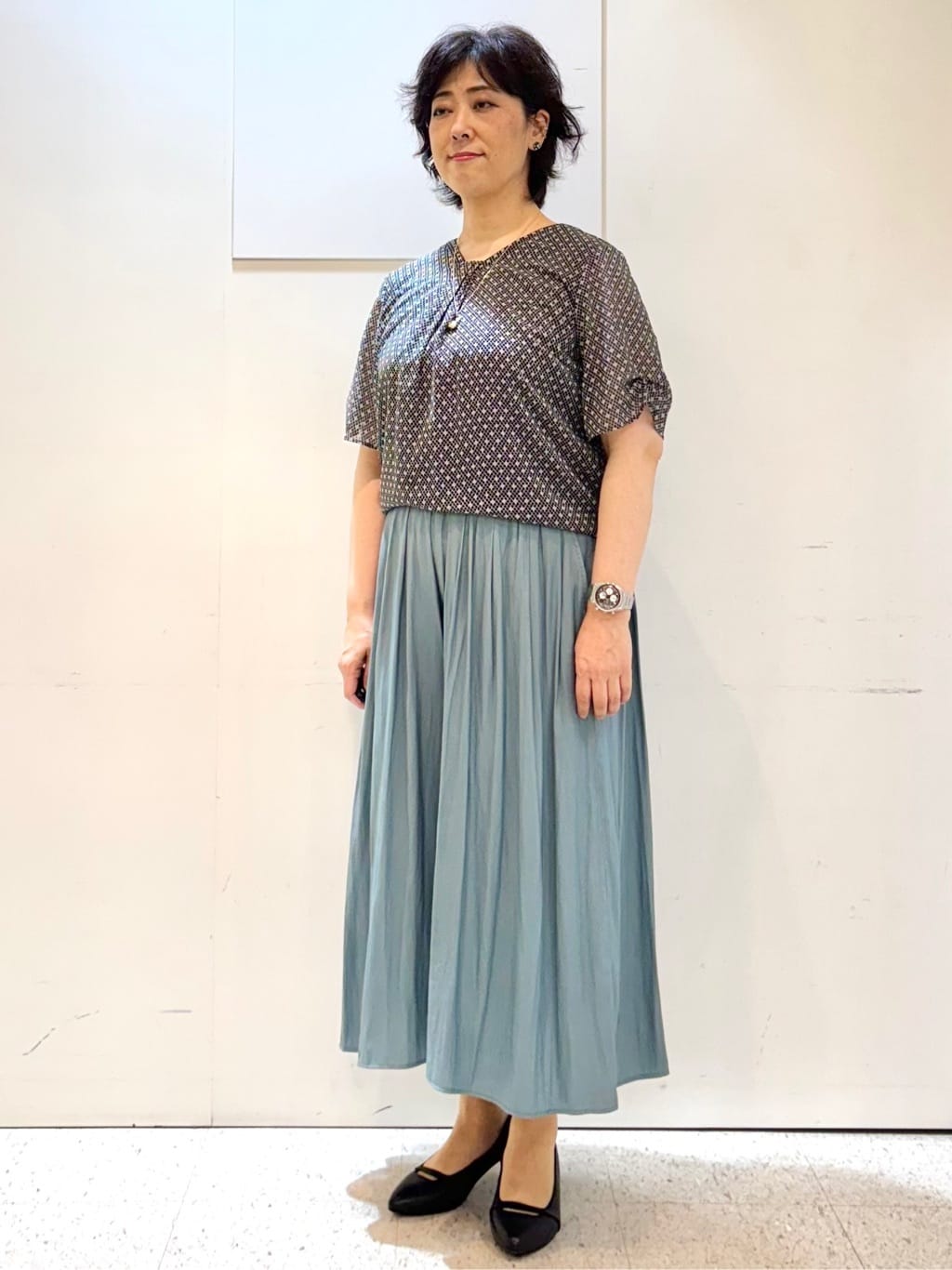 ヤスコさんの「Reflect｜【マシンウォッシュ可／セットアップ可】コツキ柄プリントブラウス」を使ったコーディネート