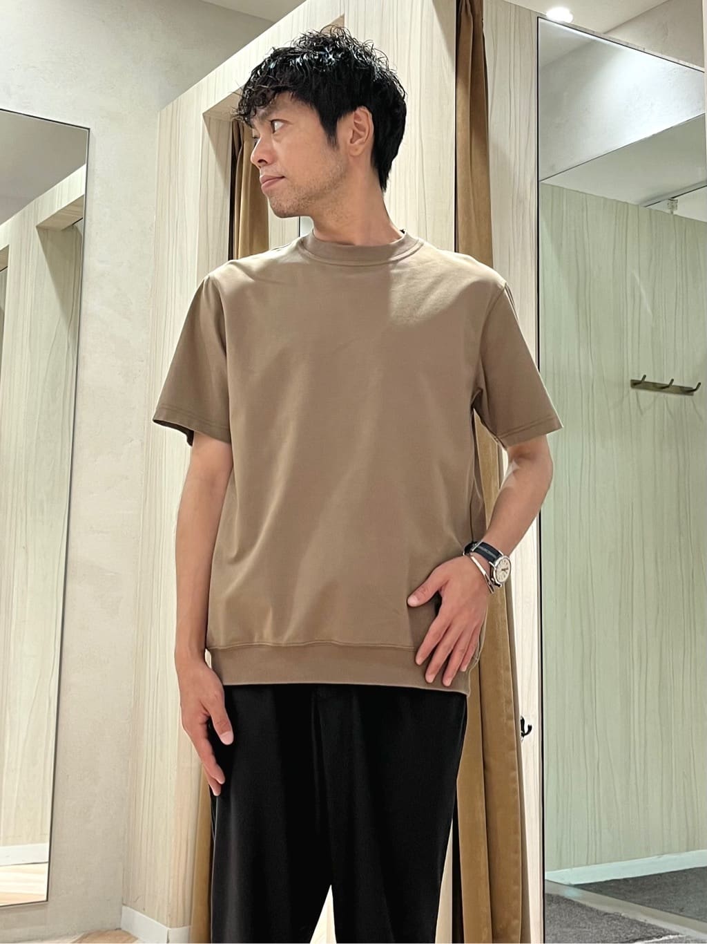 URAさんの「TAKEO KIKUCHI｜【抗菌防臭／5サイズ展開】ハイゲージポンチ Tシャツ」を使ったコーディネート
