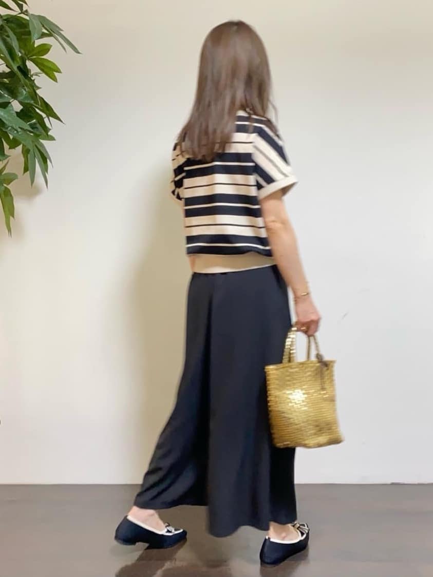 tomoさんの「UNTITLED｜メタリックメッシュトート」を使ったコーディネート