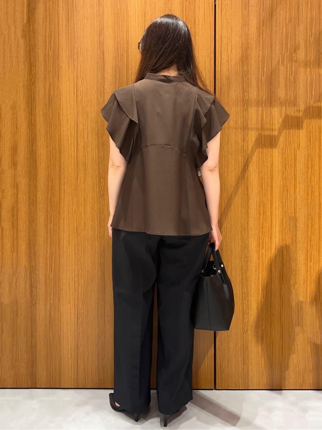 アスカさんの「index｜ストレッチ2タックワイドパンツ【洗濯機洗い可／接触冷感／吸水速乾】」を使ったコーディネート