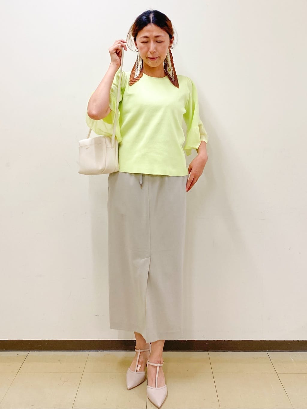 miさんの「index｜Tストラップパンプス」を使ったコーディネート
