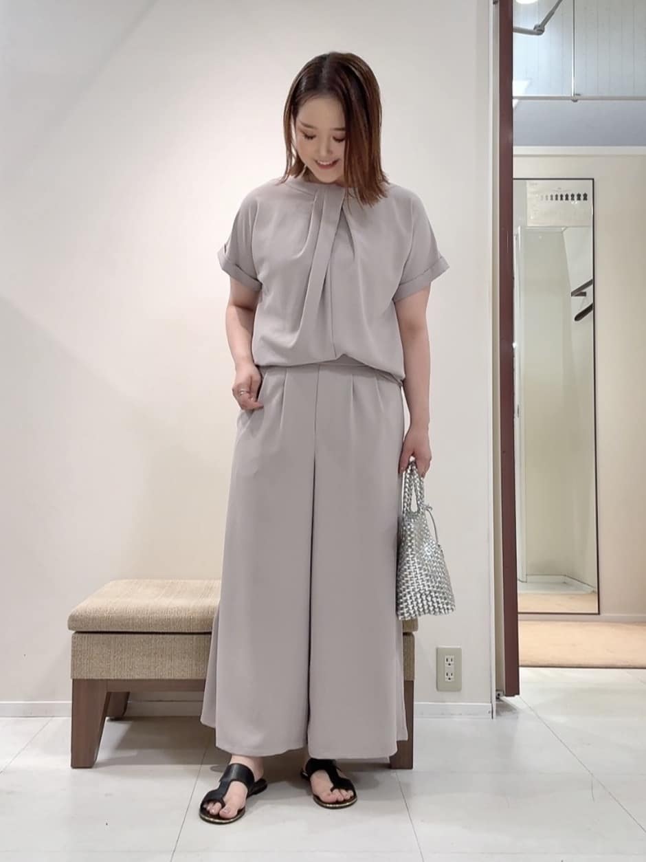 YUIさんの「UNTITLED｜メタリックメッシュトート」を使ったコーディネート