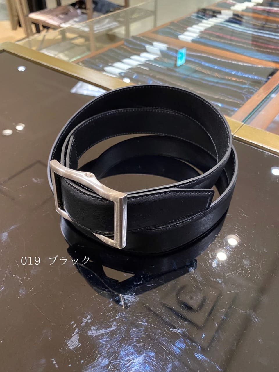 小南大和さんの「TAKEO KIKUCHI｜フリコ ドレスベルト」を使ったコーディネート