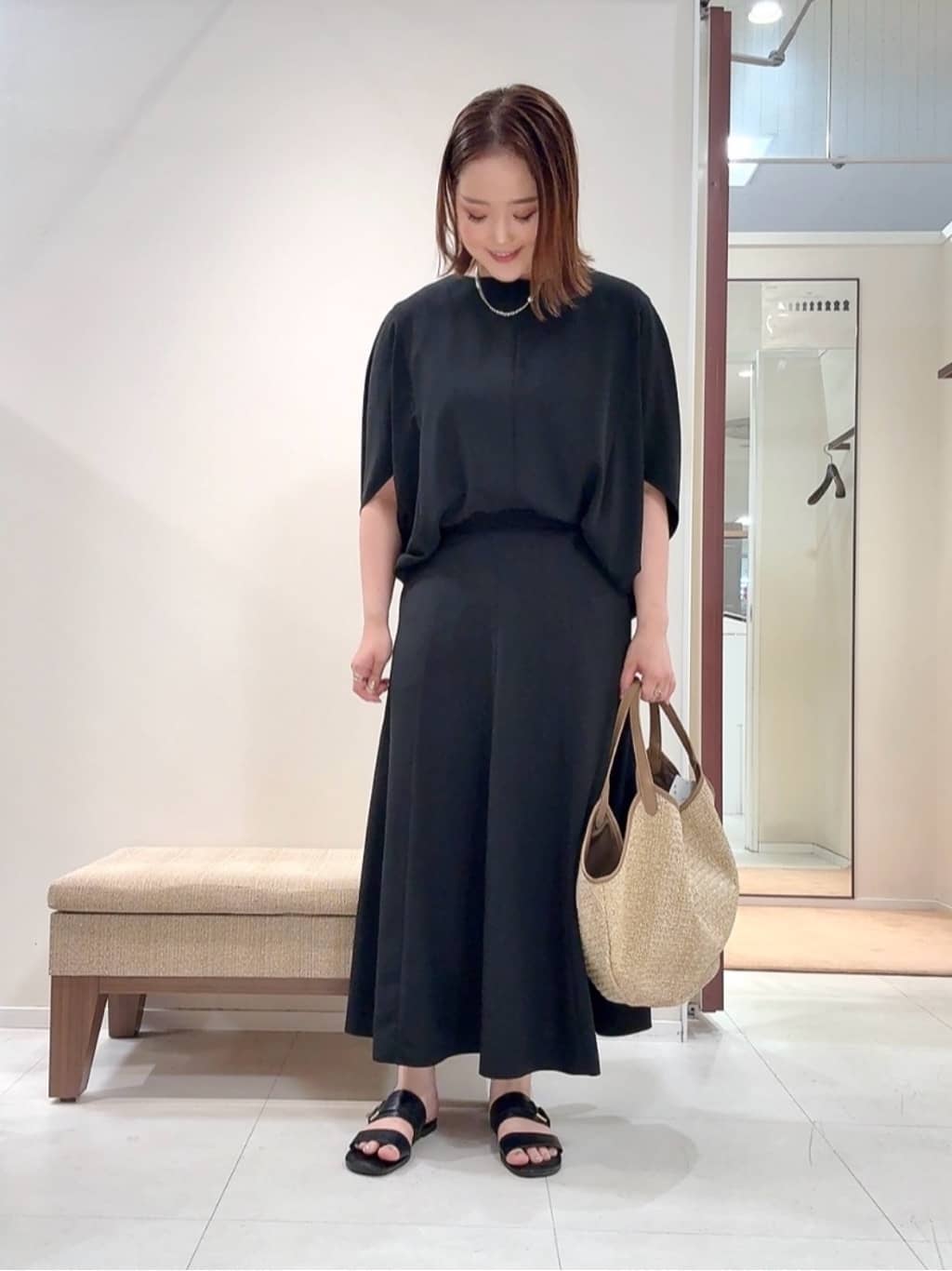 YUIさんの「UNTITLED｜メタリックメッシュトート」を使ったコーディネート