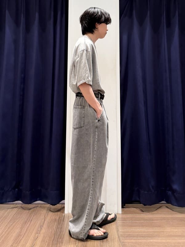 Tightさんの「THE SHOP TK｜ライトデニム半袖Tシャツ【洗濯機OK】」を使ったコーディネート