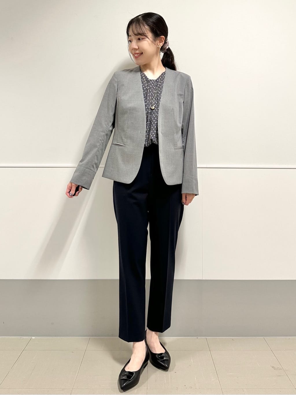 Momoさんの「Reflect｜【マシンウォッシュ可／セットアップ可】コツキ柄プリントブラウス」を使ったコーディネート