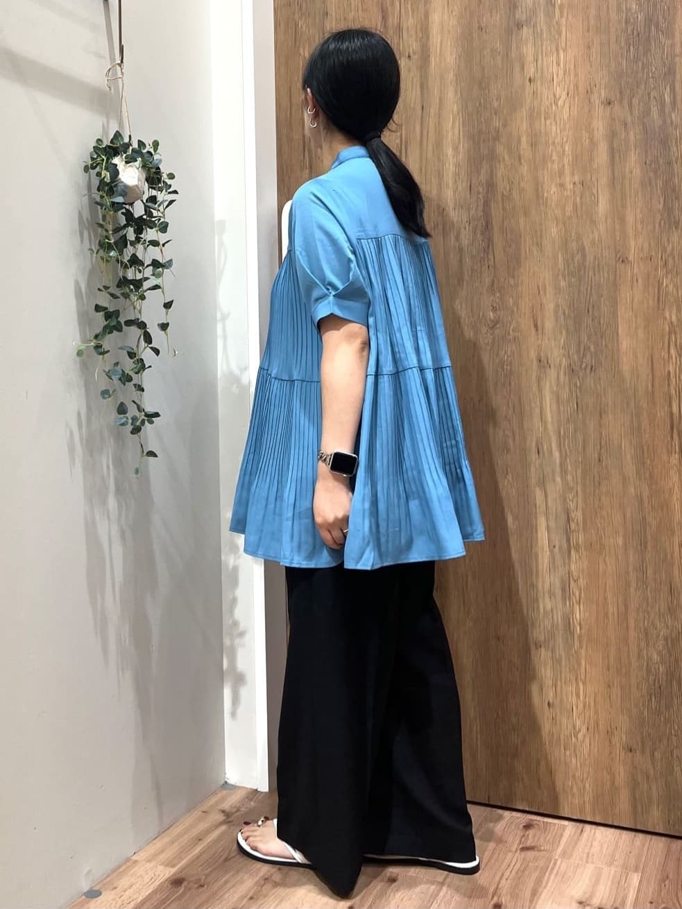 Reinaさんの「grove｜【体型カバー】ラフに着たい　ティアードプリーツブラウス」を使ったコーディネート