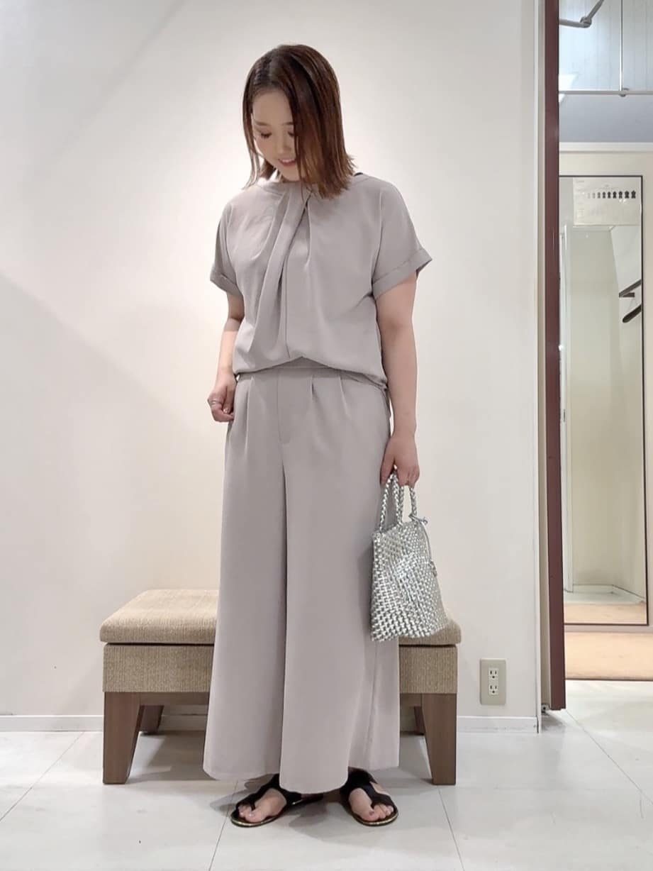 YUIさんの「UNTITLED｜メタリックメッシュトート」を使ったコーディネート