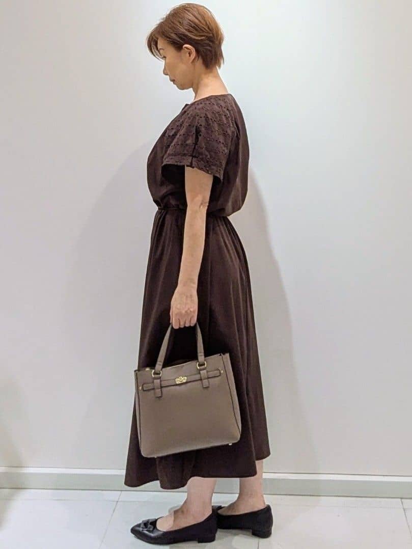 mamiさんの「Reflect｜カットワークレーススリーブワンピース」を使ったコーディネート