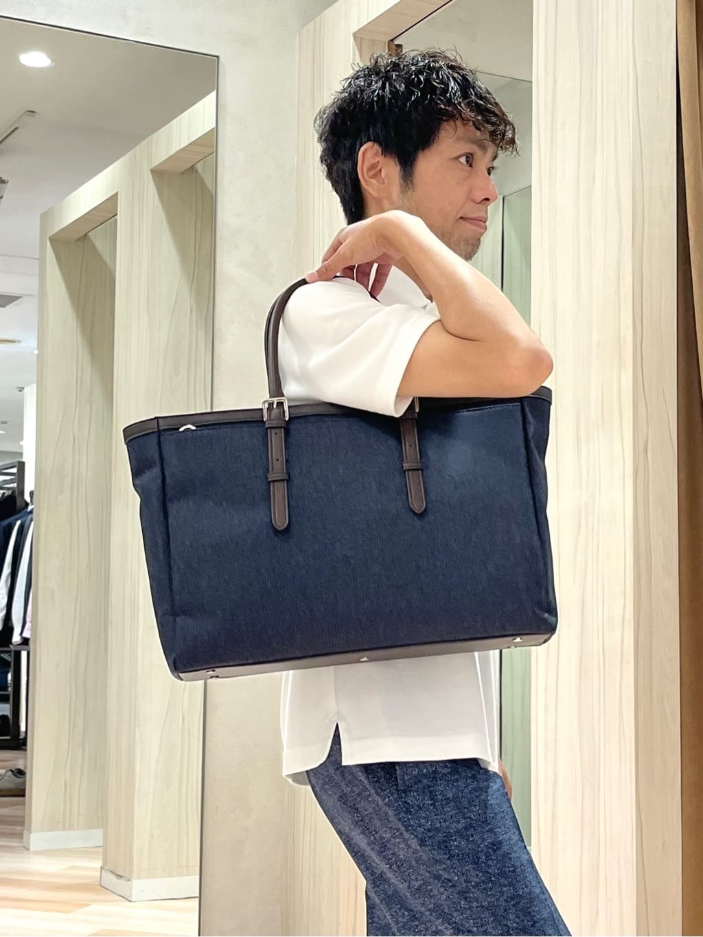 URAさんの「TAKEO KIKUCHI｜【抗菌防臭／9色5サイズ展開】ハニカムメランジ ポロシャツ」を使ったコーディネート